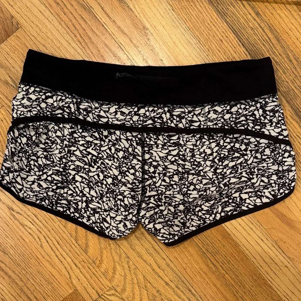 lululemon athletica Black and White Athletic Shorts - Picture 4 of 8